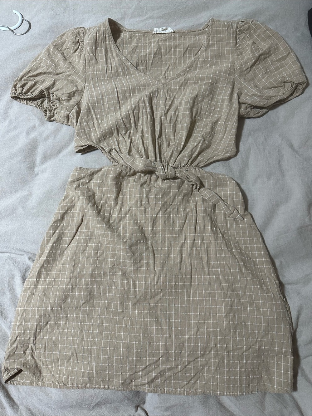 Beige Open Back Puff Sleeve Mini Dress